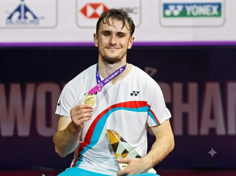 Các nhà vô địch giải cầu lông vô địch thế giới 2026 ghi dấu lịch sử với những chiến thắng ấn tượng tại New Delhi.